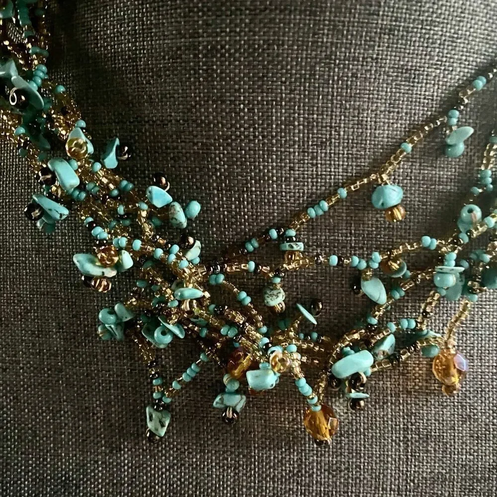 Luzy Beaded Necklace